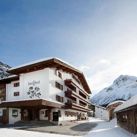 Hotel Berghof Lech am Arlberg Exterior photo